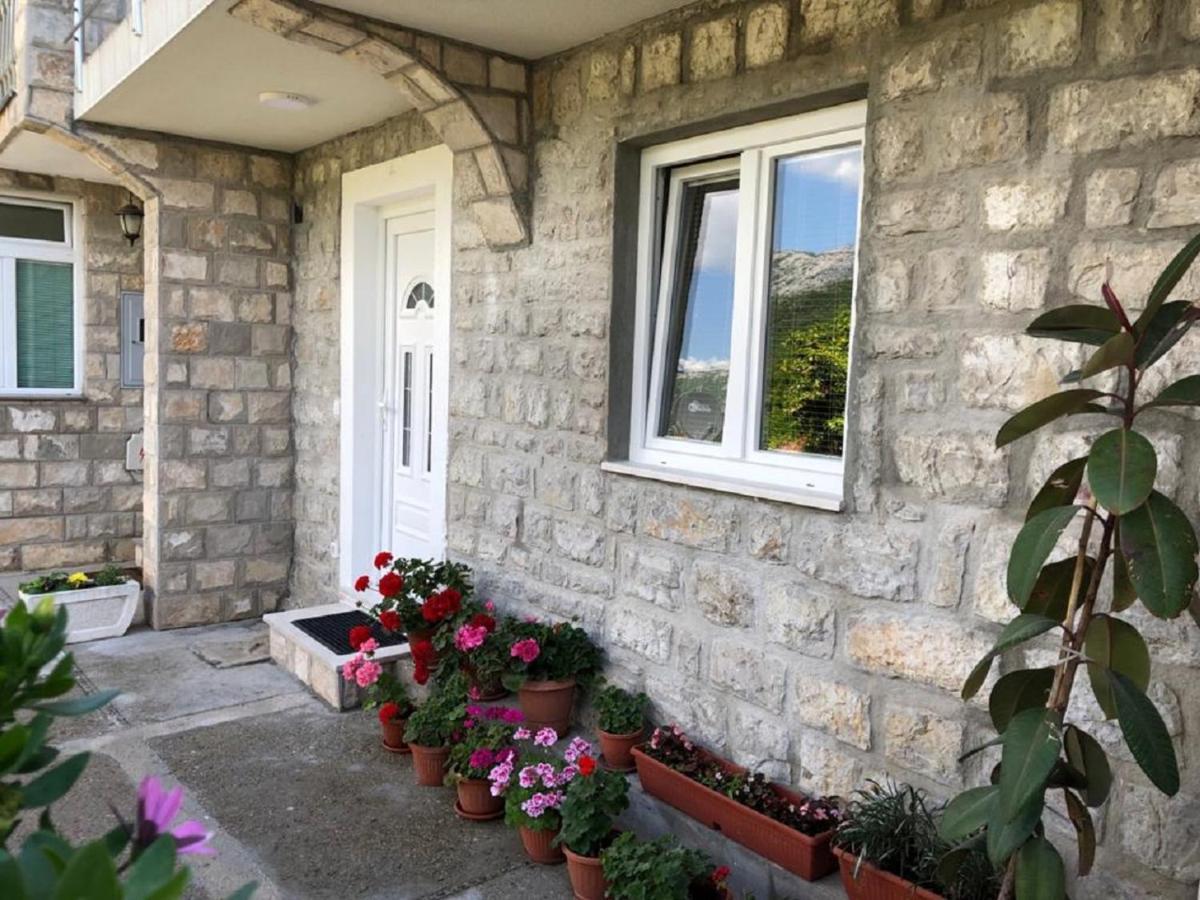 טיווט Apartments Todorovic מראה חיצוני תמונה