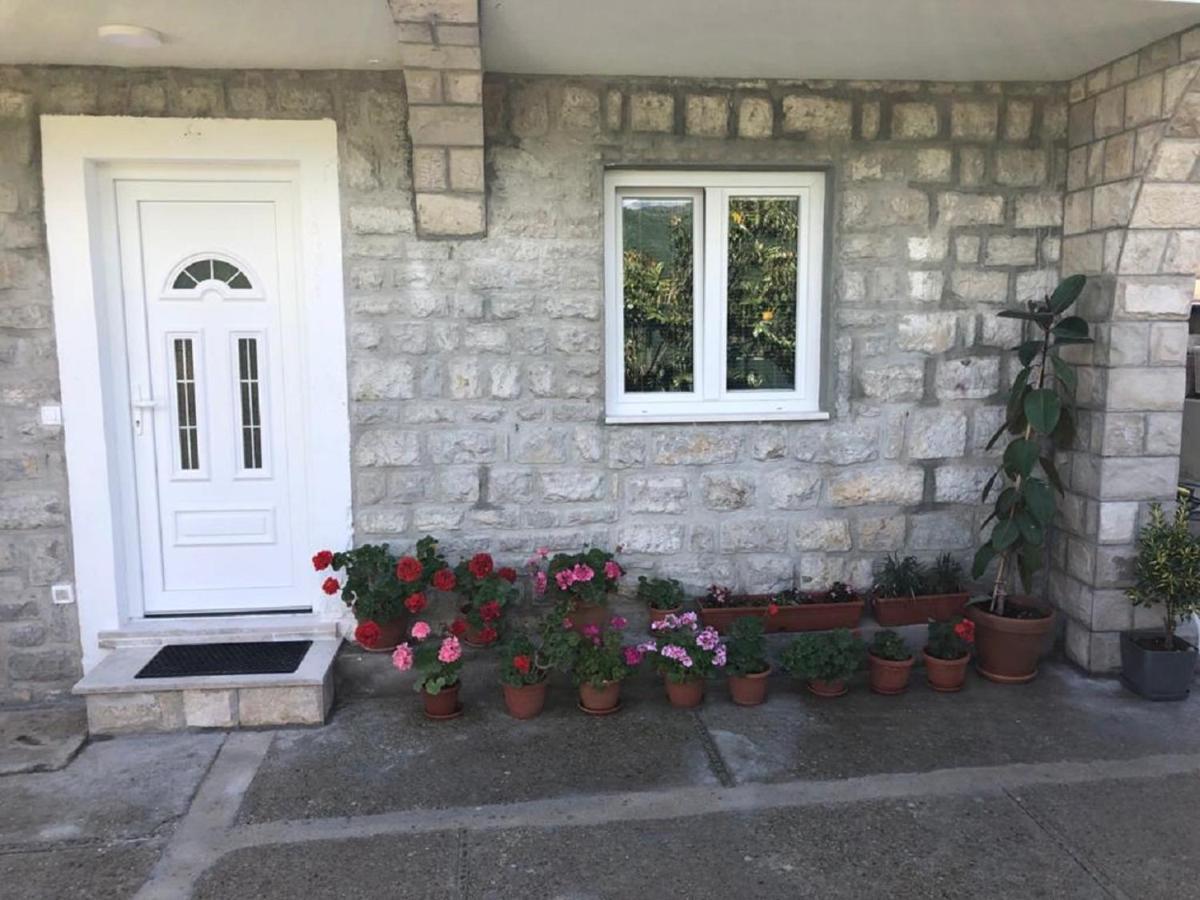 טיווט Apartments Todorovic מראה חיצוני תמונה