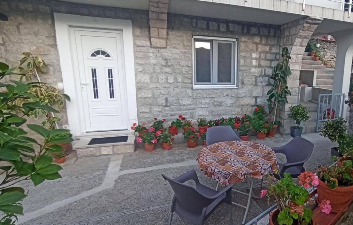 טיווט Apartments Todorovic מראה חיצוני תמונה